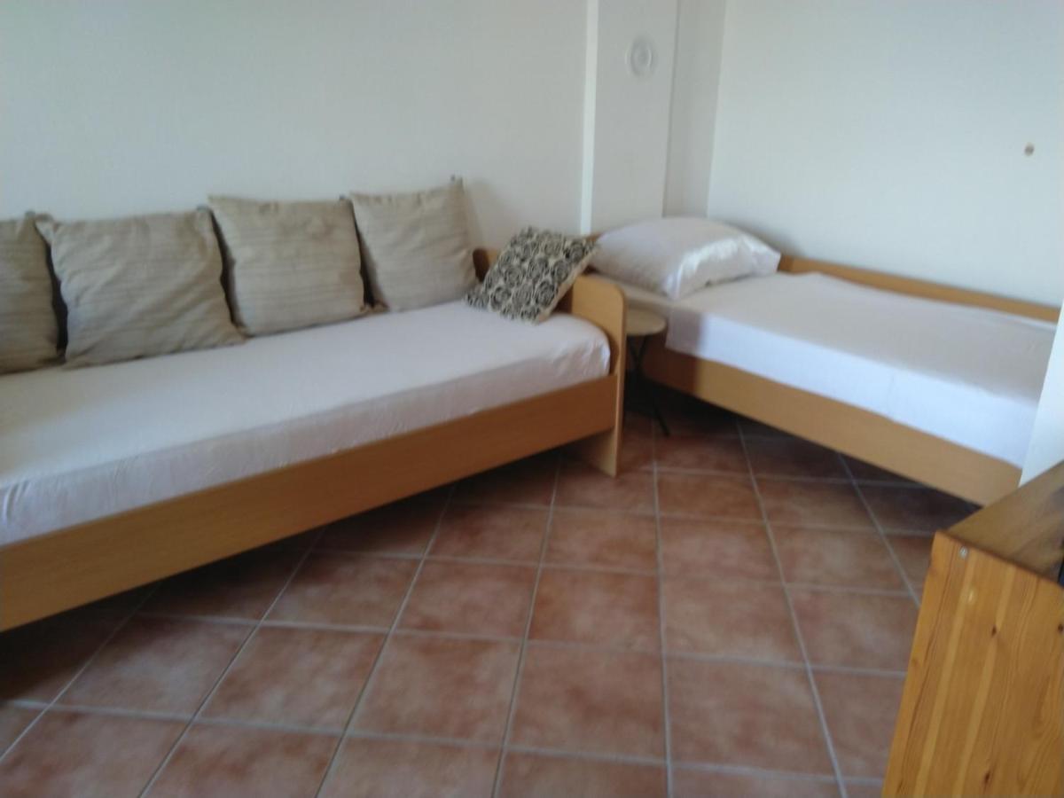 Apartment Edina Pag Pag Town Zewnętrze zdjęcie