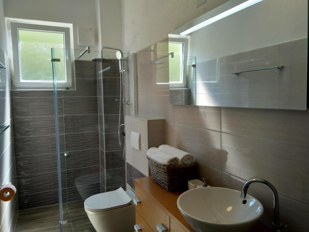 Apartment Edina Pag Pag Town Zewnętrze zdjęcie