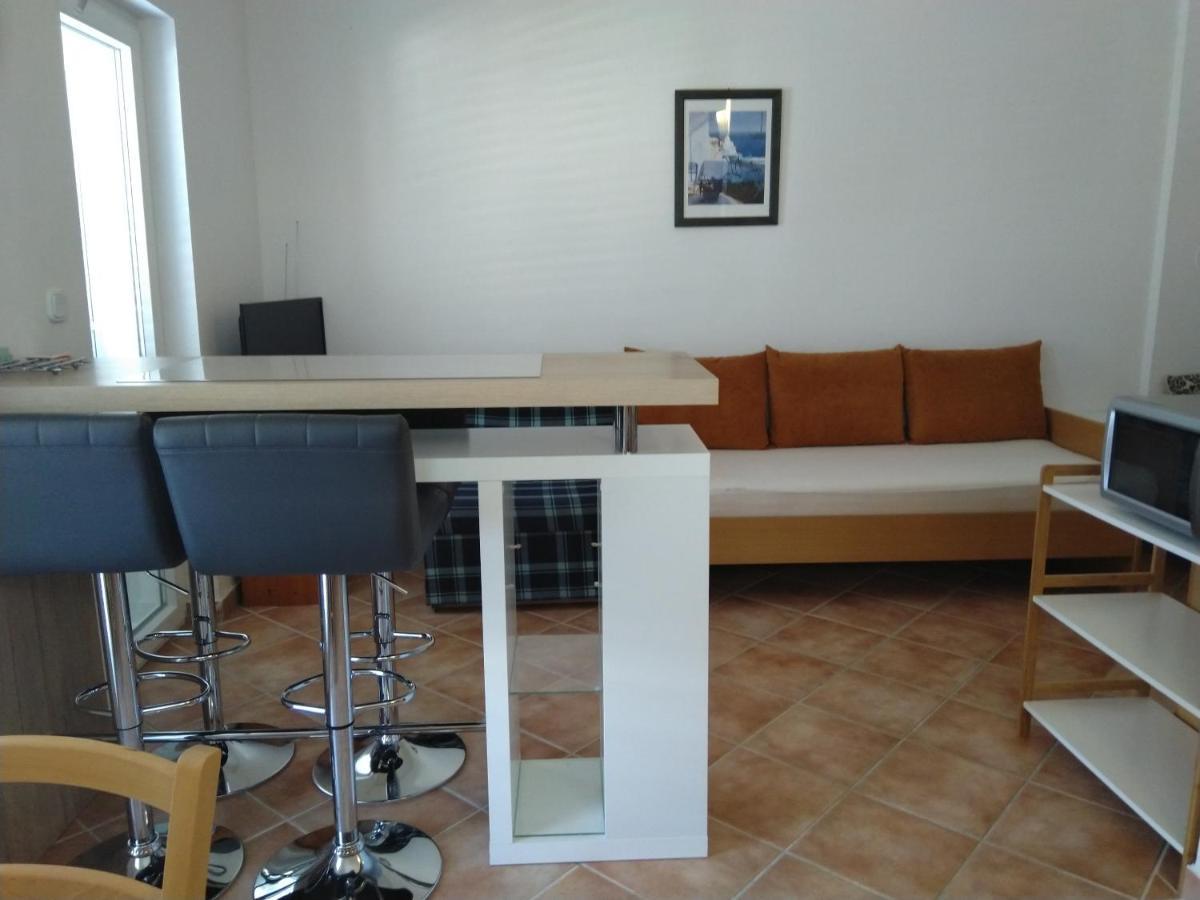 Apartment Edina Pag Pag Town Zewnętrze zdjęcie