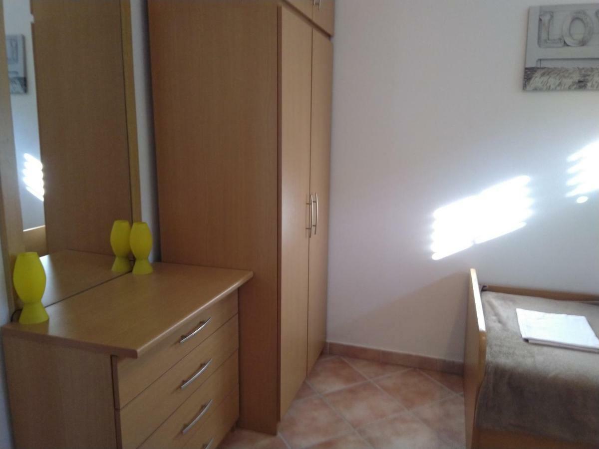 Apartment Edina Pag Pag Town Zewnętrze zdjęcie